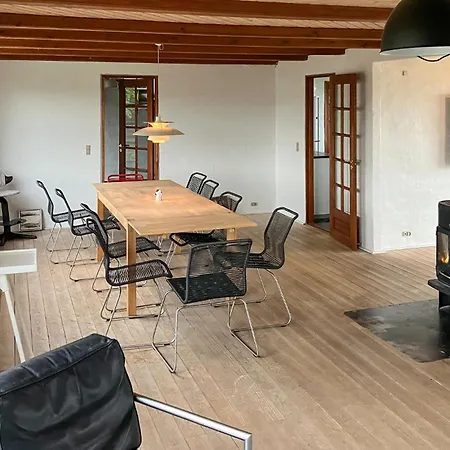 4 Bedroom Front In
